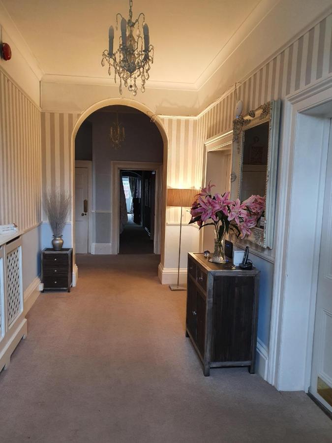 มาร์ลีย์ เฮาส์ เบด แอนด์ เบรกฟาสต์ Bed & Breakfast Winfrith Newburgh ภายนอก รูปภาพ