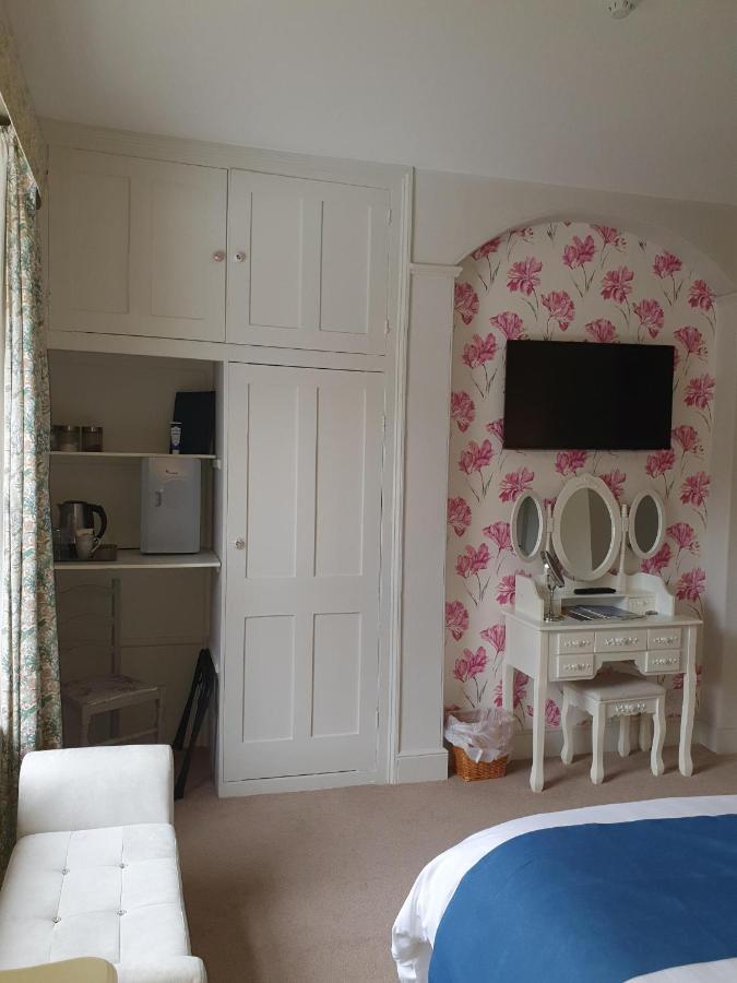 มาร์ลีย์ เฮาส์ เบด แอนด์ เบรกฟาสต์ Bed & Breakfast Winfrith Newburgh ภายนอก รูปภาพ