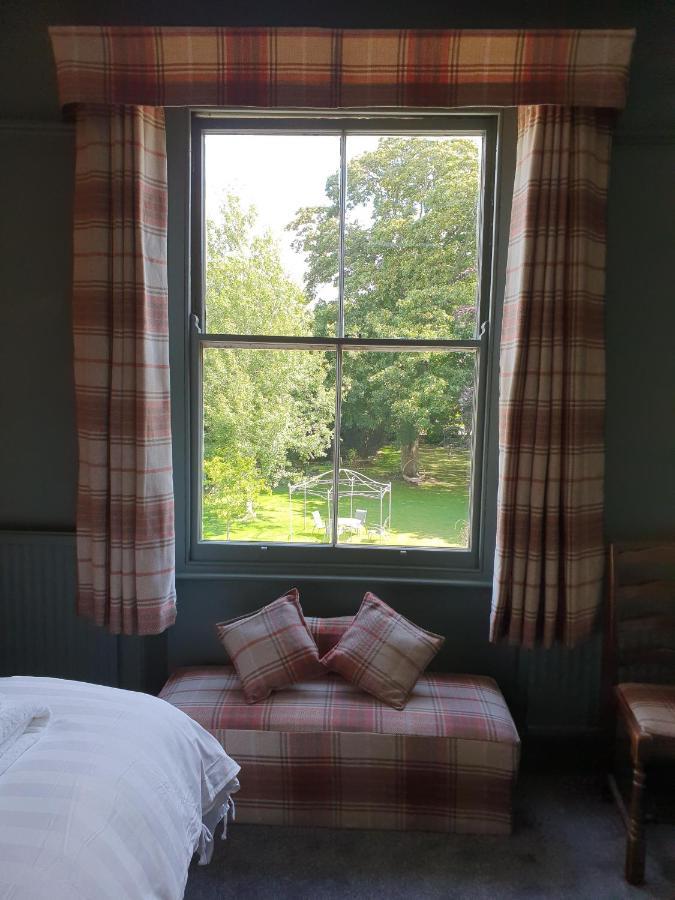 มาร์ลีย์ เฮาส์ เบด แอนด์ เบรกฟาสต์ Bed & Breakfast Winfrith Newburgh ภายนอก รูปภาพ