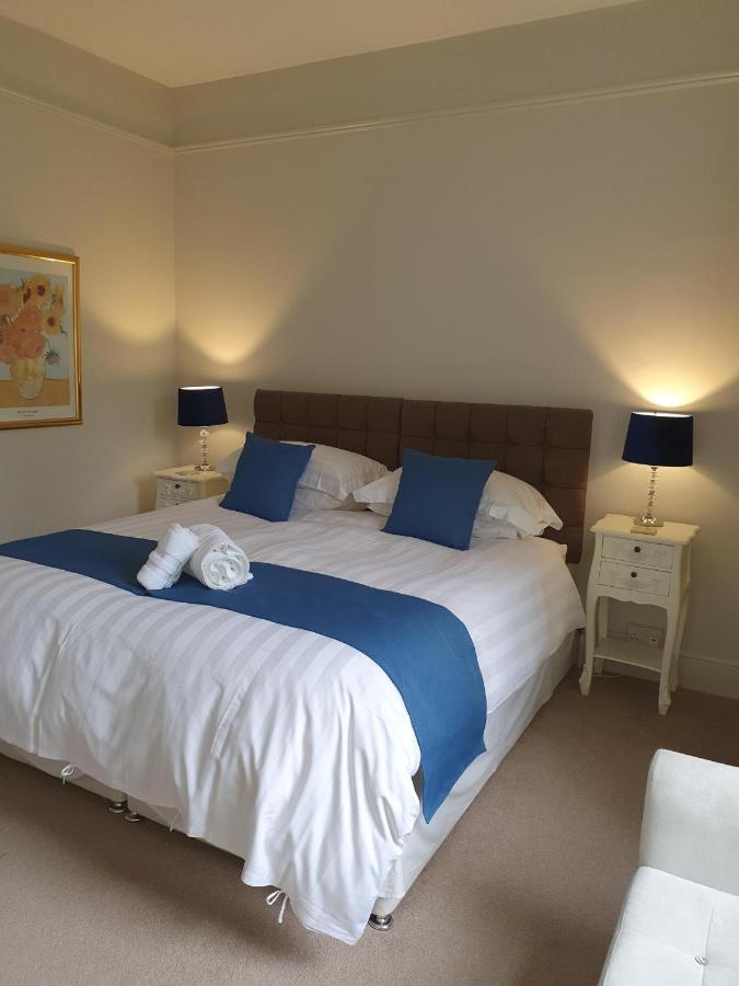 มาร์ลีย์ เฮาส์ เบด แอนด์ เบรกฟาสต์ Bed & Breakfast Winfrith Newburgh ภายนอก รูปภาพ