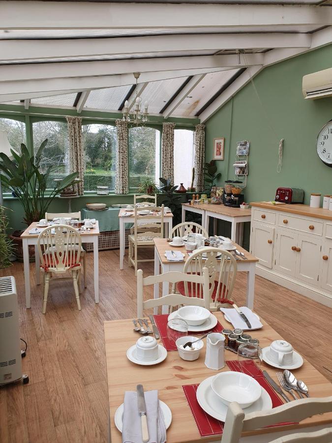 มาร์ลีย์ เฮาส์ เบด แอนด์ เบรกฟาสต์ Bed & Breakfast Winfrith Newburgh ภายนอก รูปภาพ