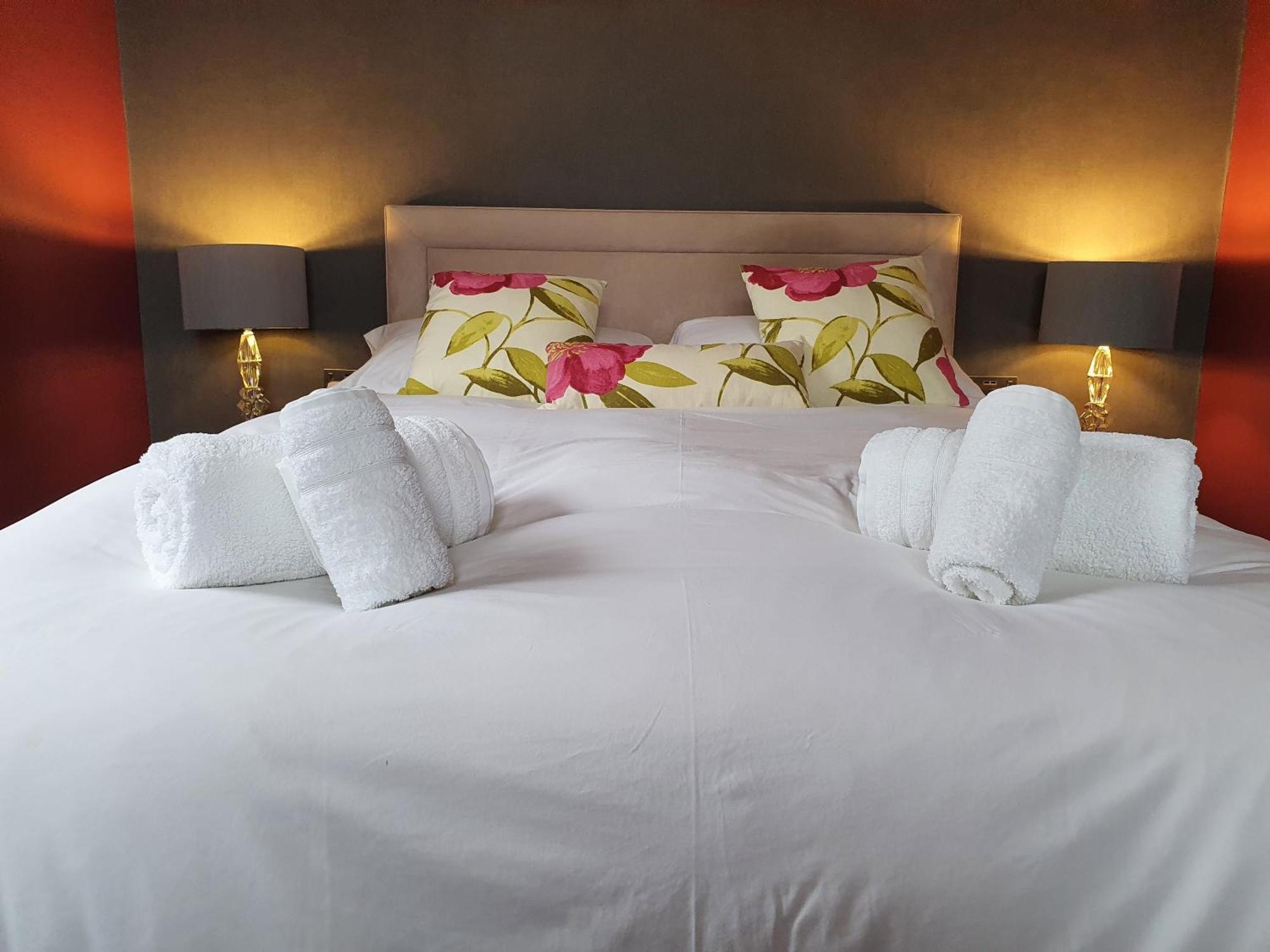มาร์ลีย์ เฮาส์ เบด แอนด์ เบรกฟาสต์ Bed & Breakfast Winfrith Newburgh ภายนอก รูปภาพ